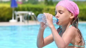 depositphotos 70320671 stock video little girl drink water